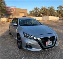 نيسان ألتيما